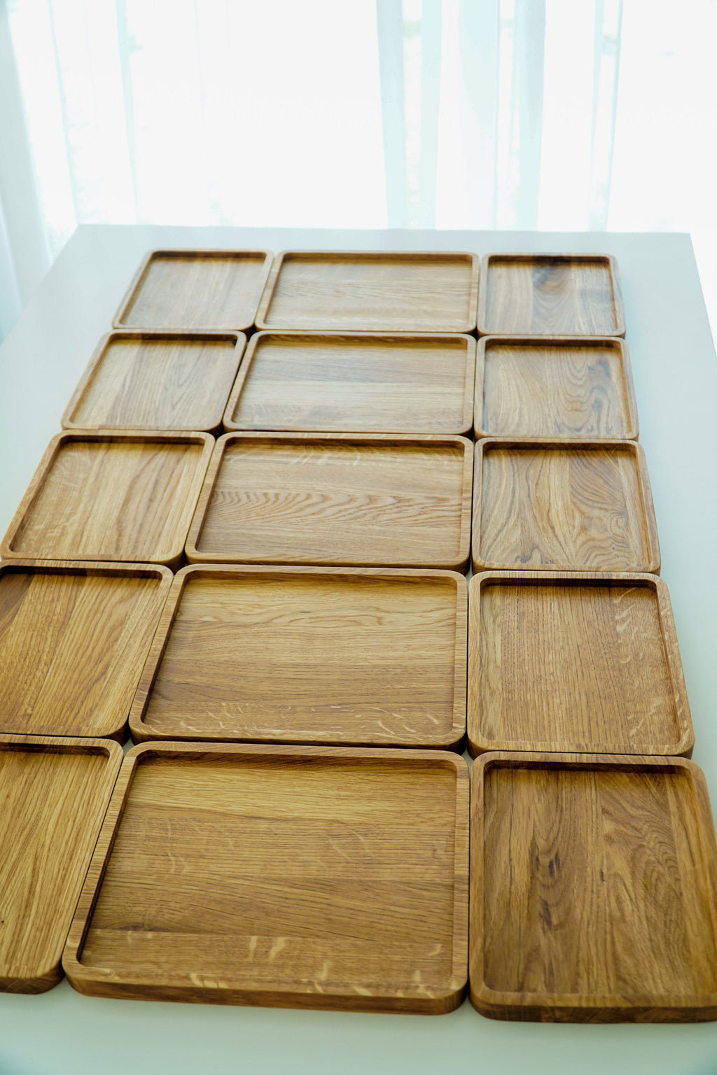 Modern Oak Wood Desk Tray: Jewelry, Keys, Watch (18 x 22cm)