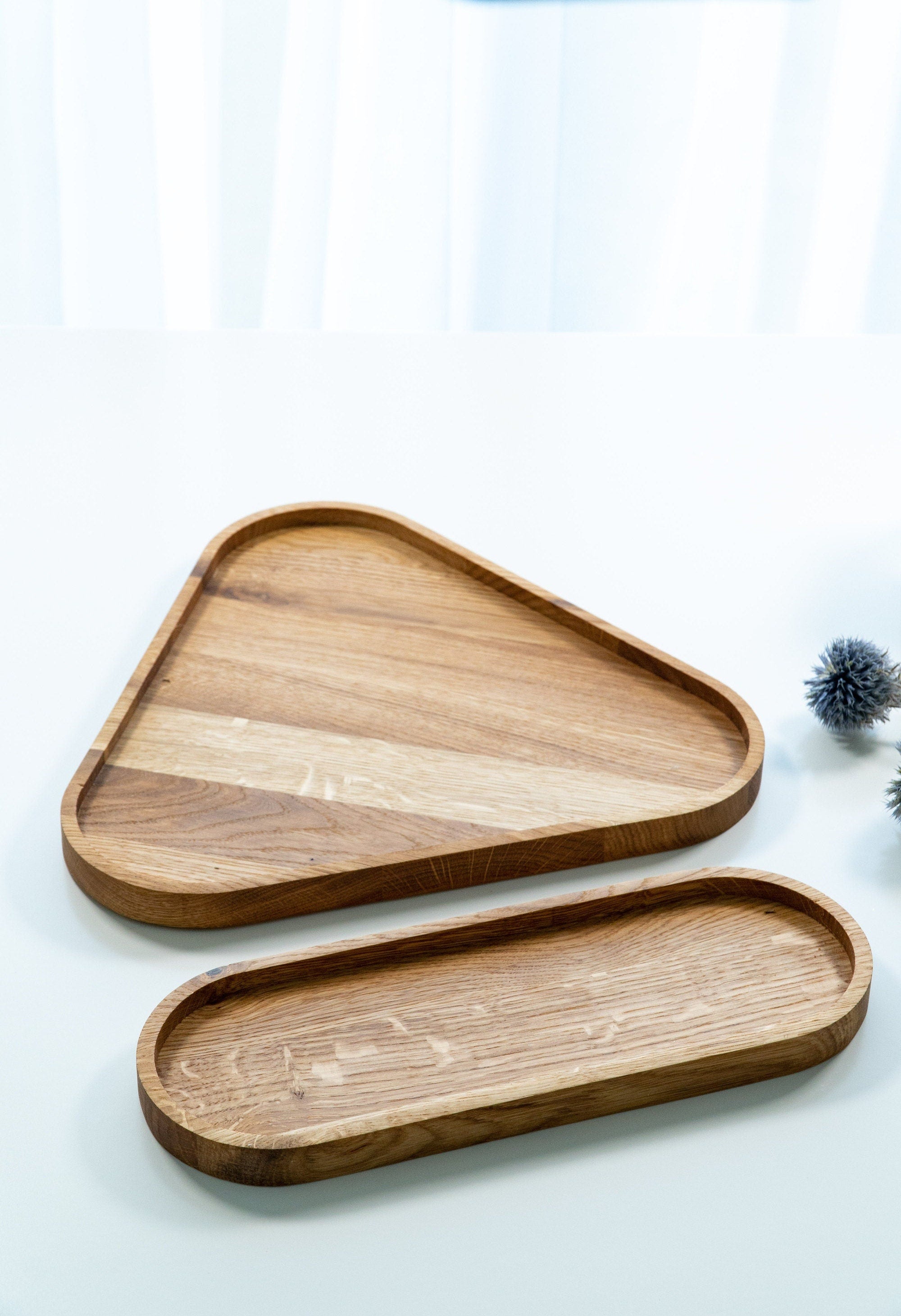 Oak Wood Triangle Tray Set: Modern Coffee Table Decor
