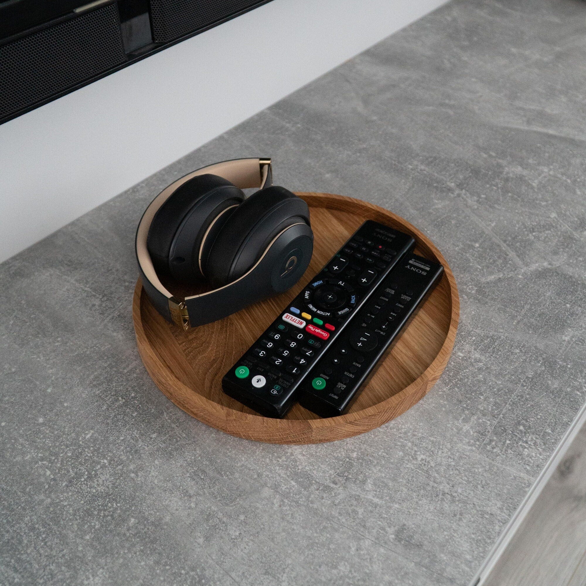 Oak Round Tray – Minimalist Wooden Tray for Coffee, Jewelry & Decor