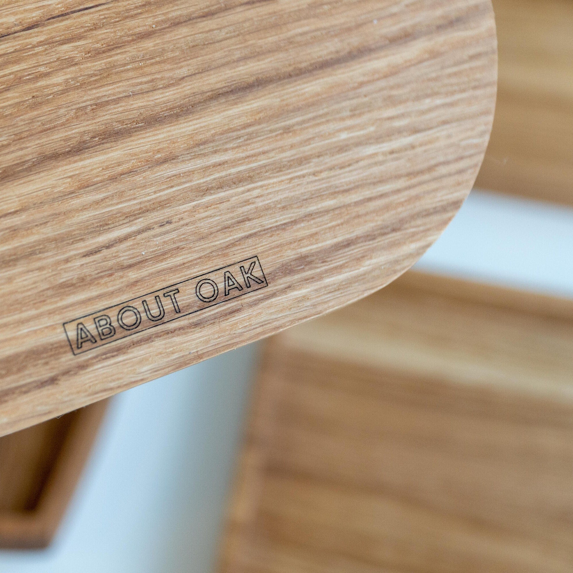 Oval Oak Tray – Wooden Serving Tray for Coffee, Drinks & Decor