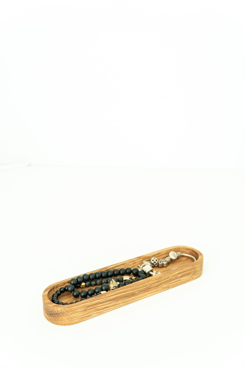 Slim Oak Tray – Narrow Wooden Organizer for Jewelry, Keys & Desk