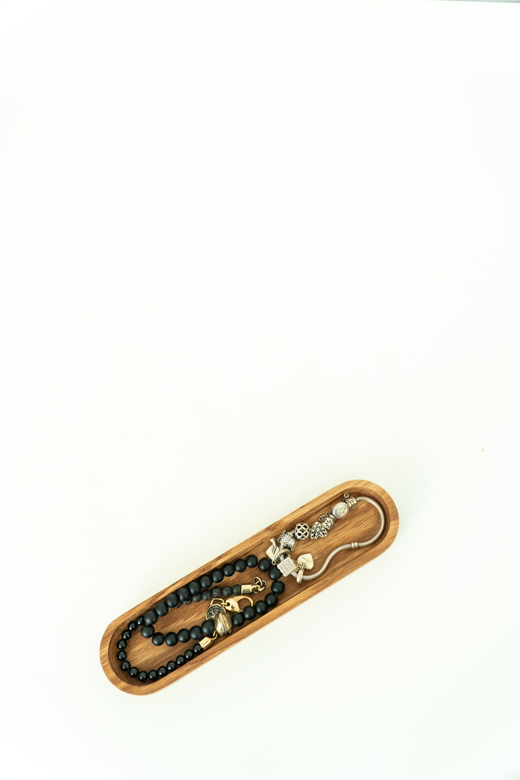 Slim Oak Tray – Narrow Wooden Organizer for Jewelry, Keys & Desk