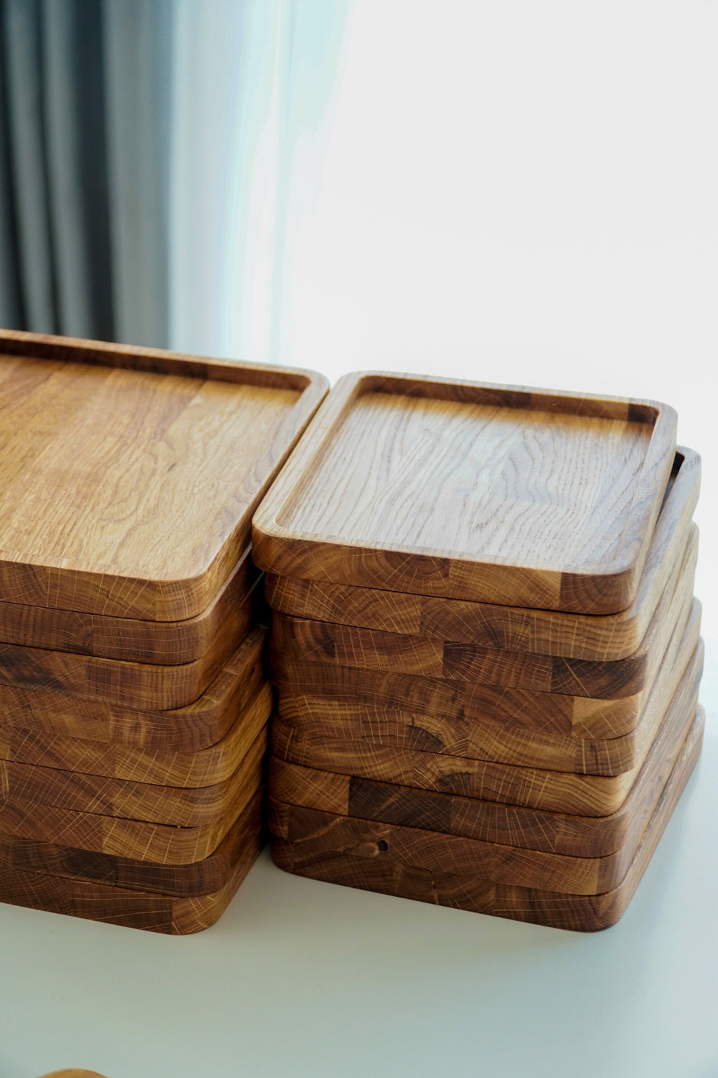 Modern Oak Wood Desk Tray: Jewelry, Keys, Watch (18 x 22cm)