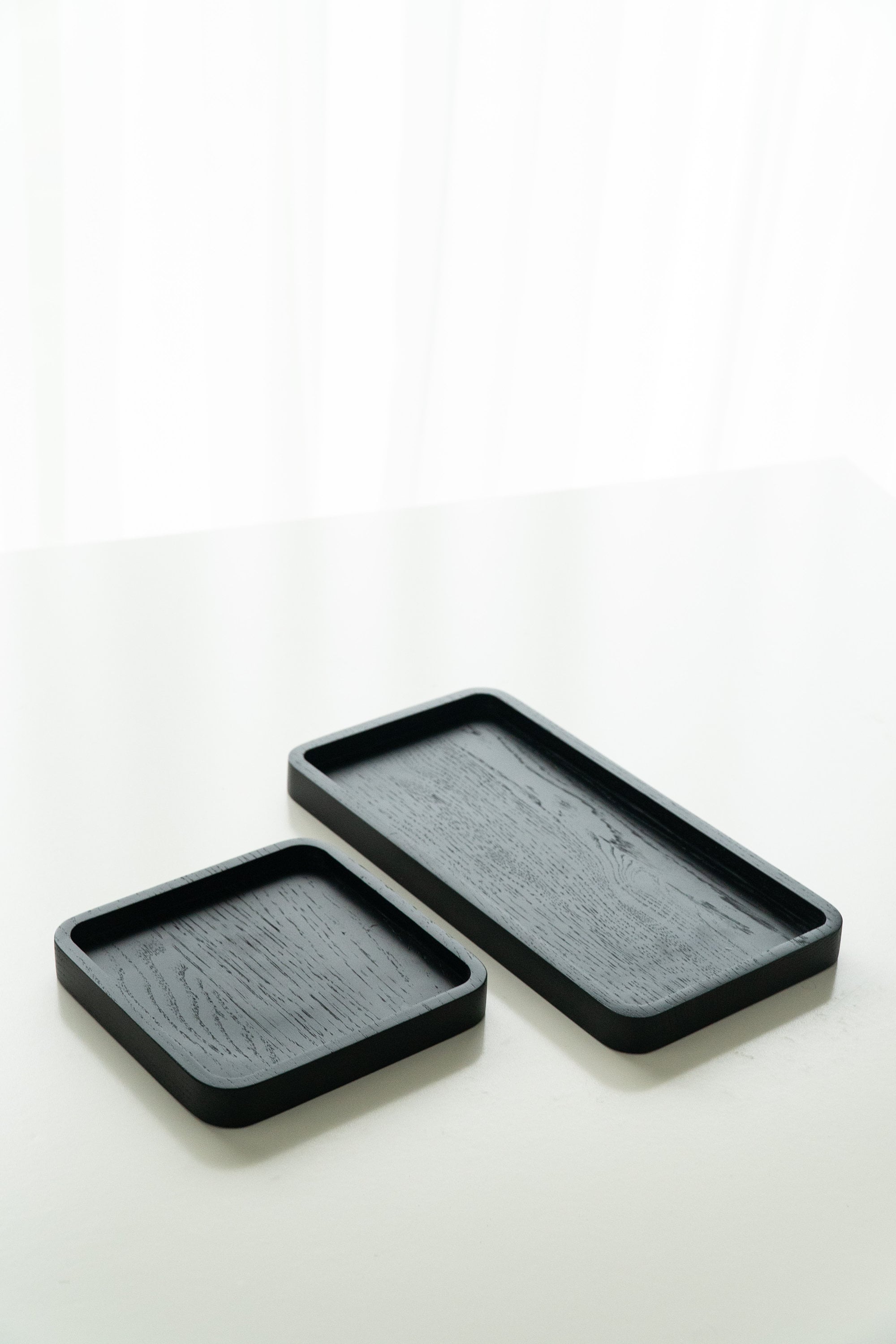 Handmade Black Oak Tray Set: Modern Valet & Kitchen Organizer