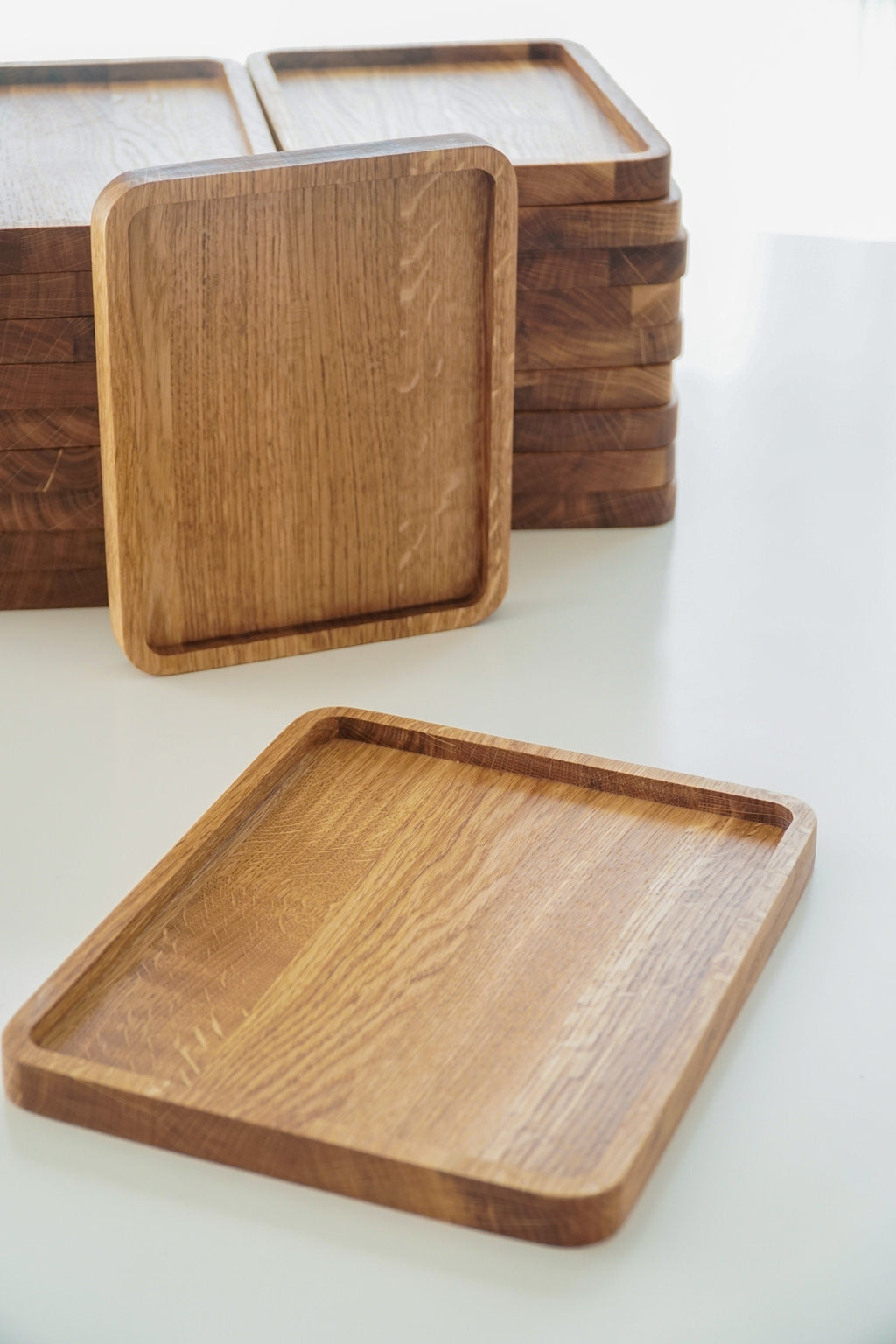 Modern Oak Wood Desk Tray: Jewelry, Keys, Watch (18 x 22cm)