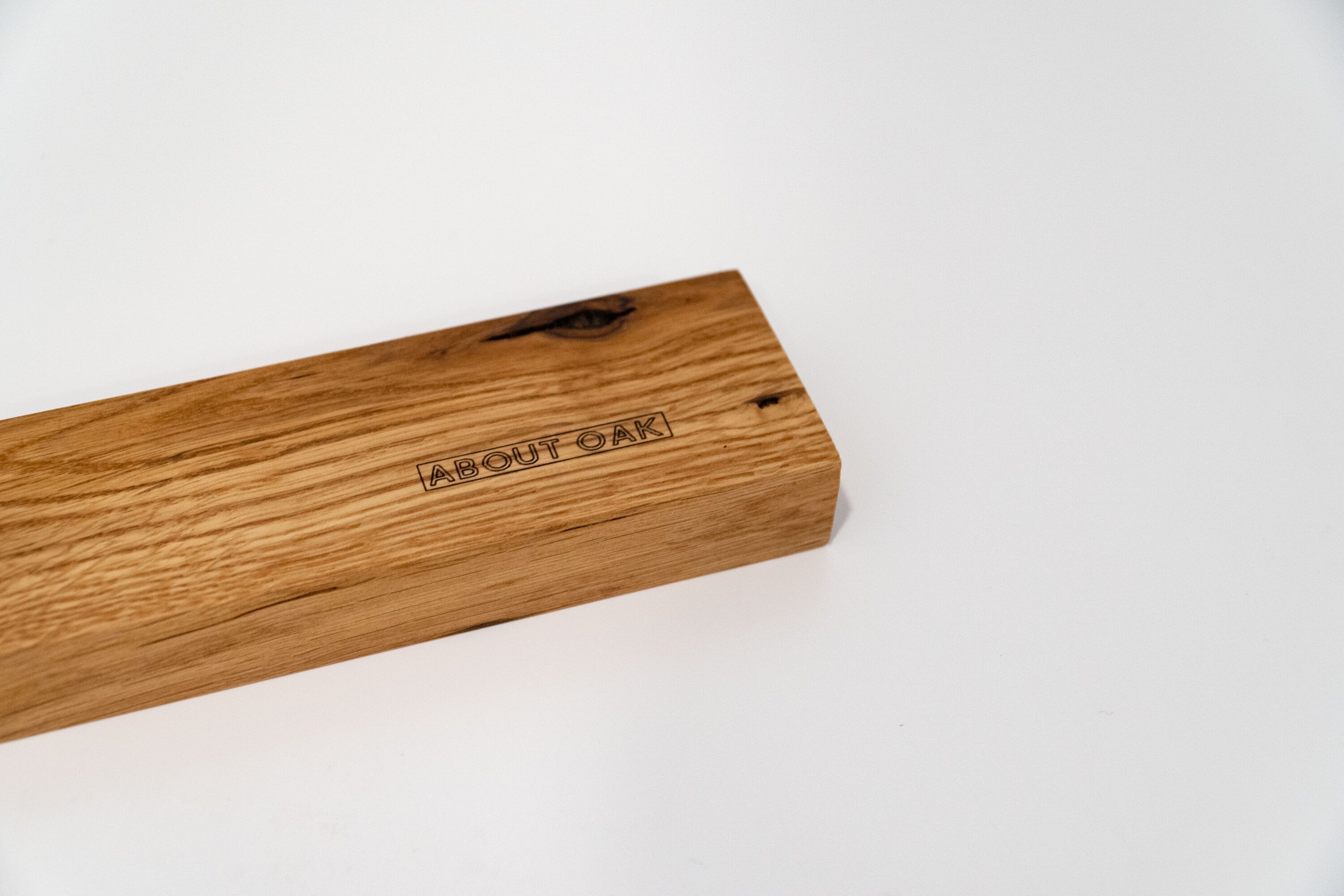 Solid Oak Wood Card Stand with Test Tube: Table Number Holder