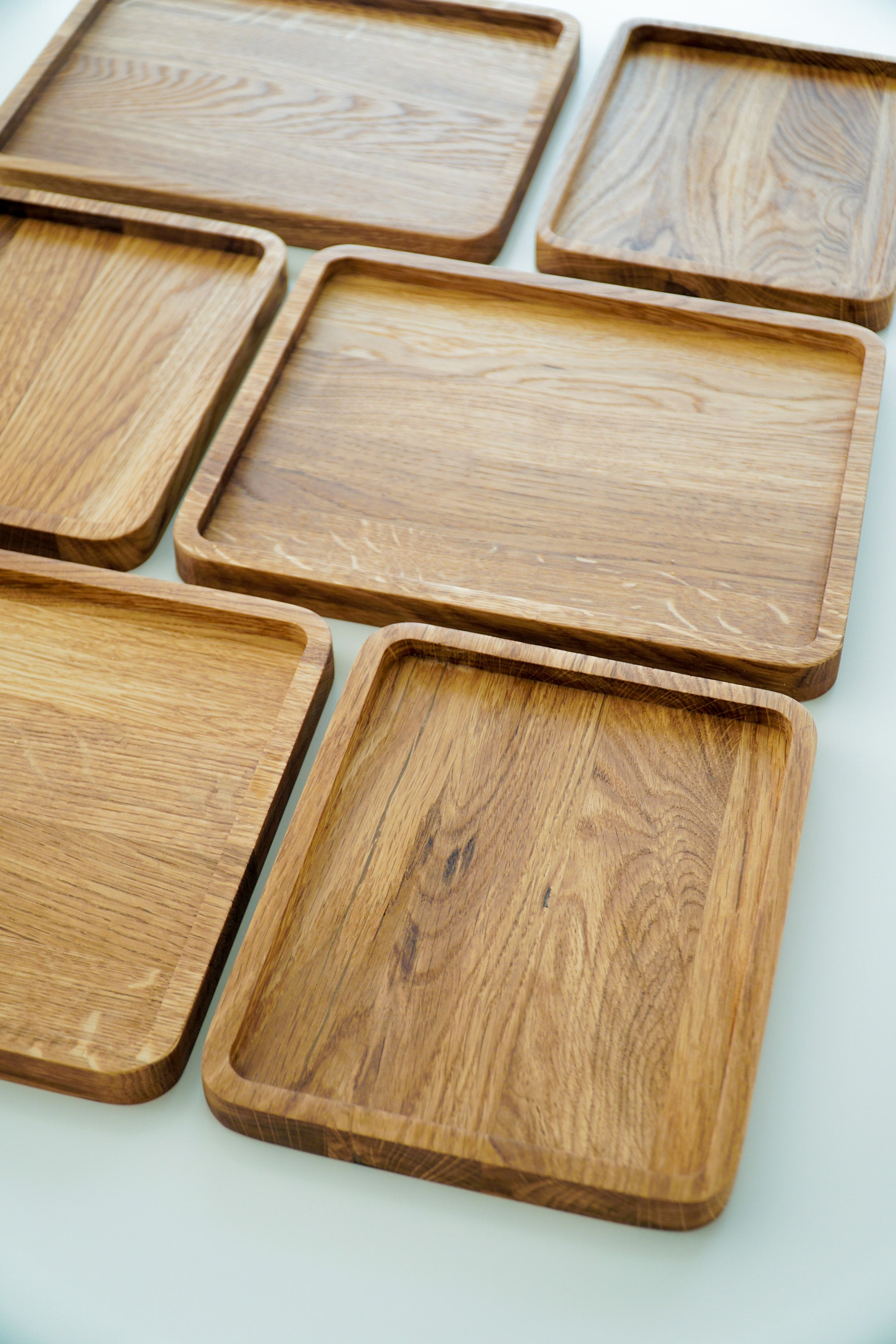 Modern Oak Wood Desk Tray: Jewelry, Keys, Watch (18 x 22cm)
