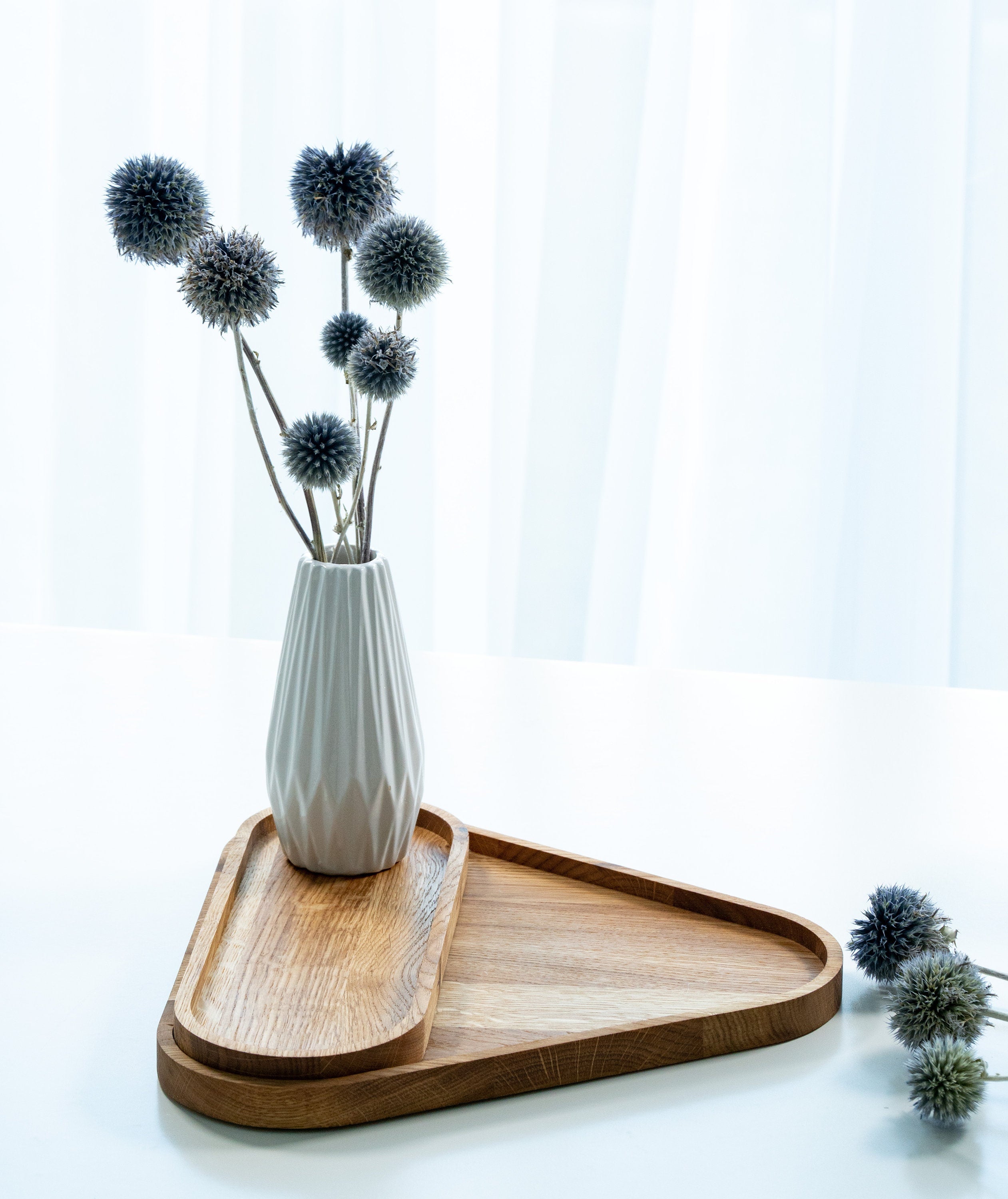 Oak Wood Triangle Tray Set: Modern Coffee Table Decor